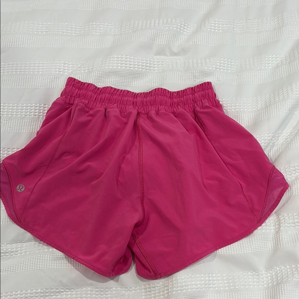 Lululemon Hotty Hot Low Rise Short 4" Sonic Pink- Size 2 - Picture 5 of 5